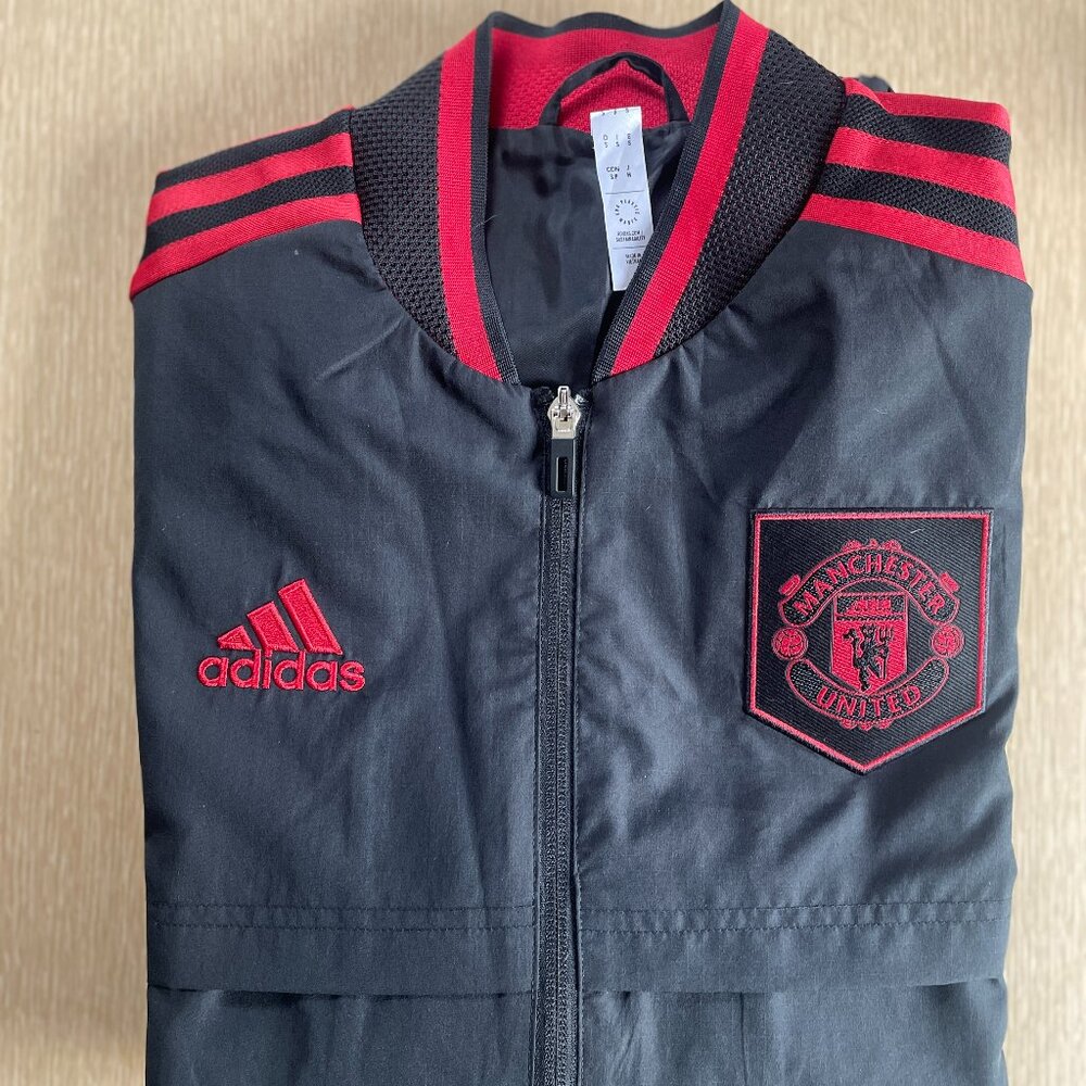 Adidas Manchester United track jacket, Men Size Small